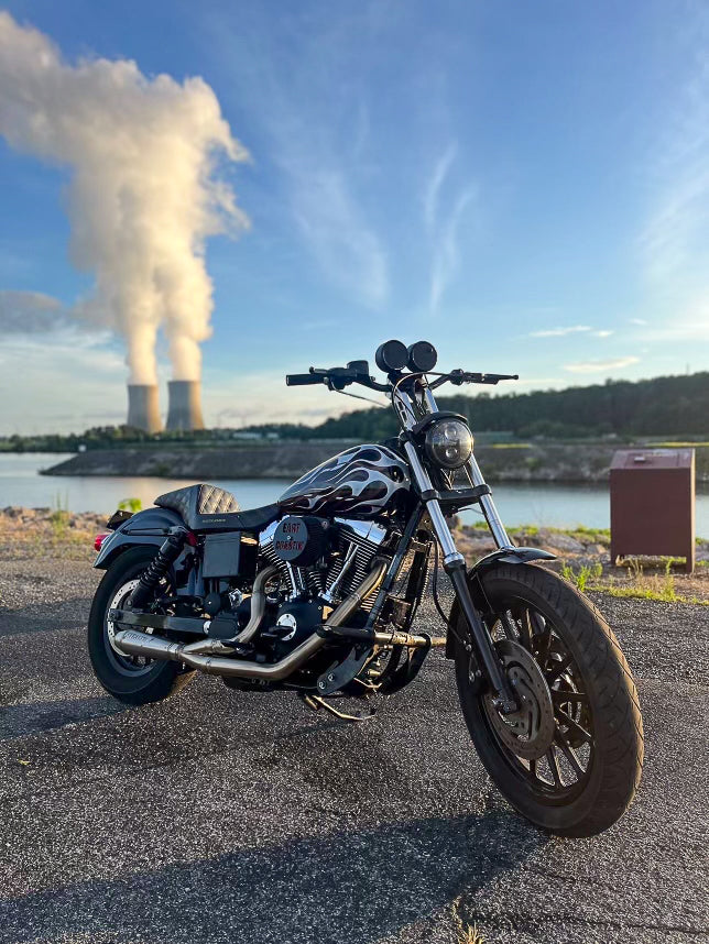 Stealth Pipes exhaust system fitted to Harley Dyna – 1996–2005 stainless headers and muffler, side view, photo 12 of 17