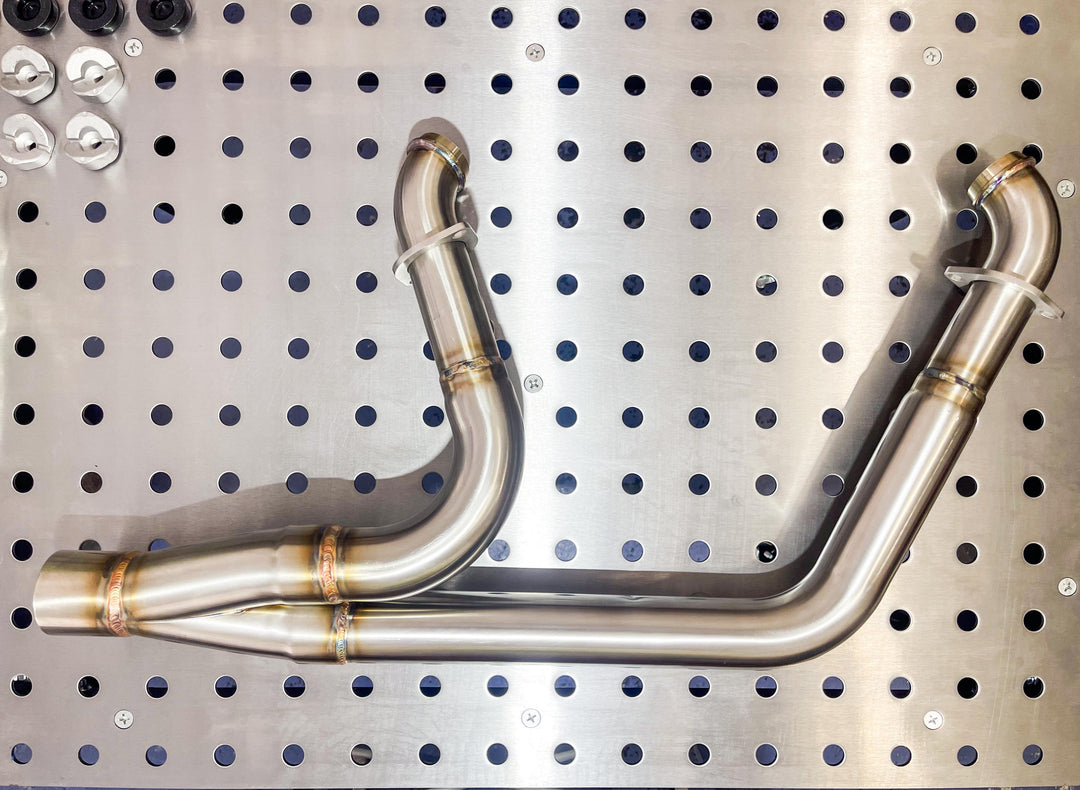 17-24 M8 Softail Exhaust