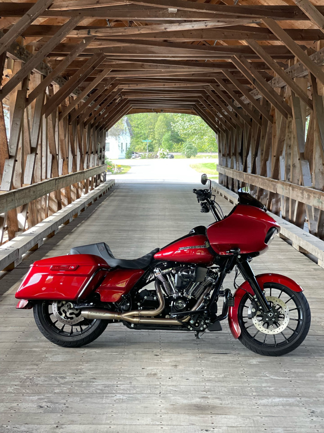 17-24 M8 Bagger Exhaust