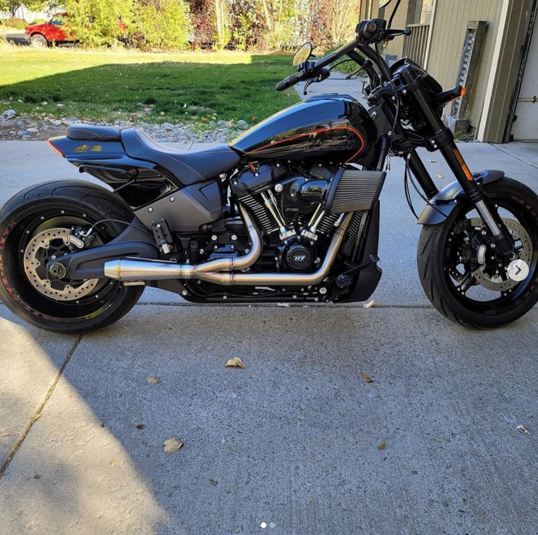 17-24 M8 Softail Exhaust